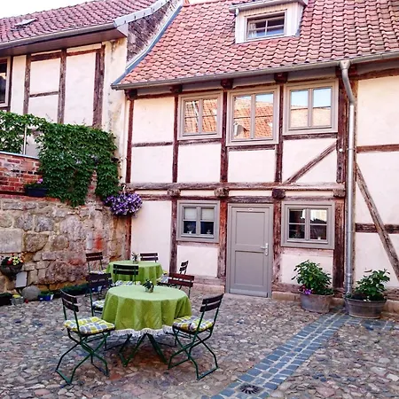 Hotel Garni Tilia Quedlinburg Exterior foto
